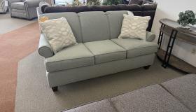 7818 sofa